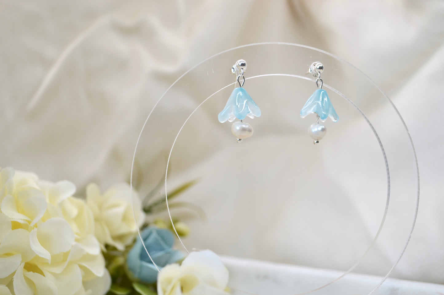 Pearl Bell Flower Earrings