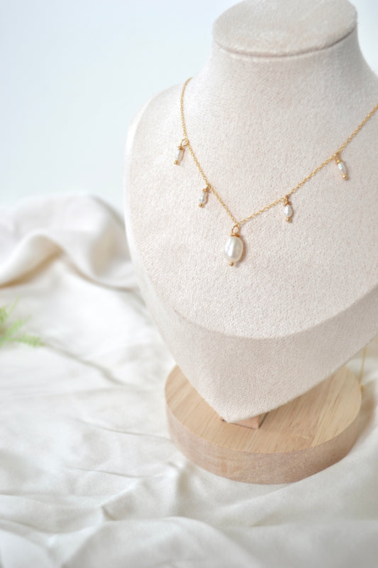 Pearl Droplets Necklace