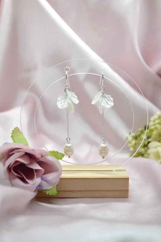 Petal Pearl Earrings