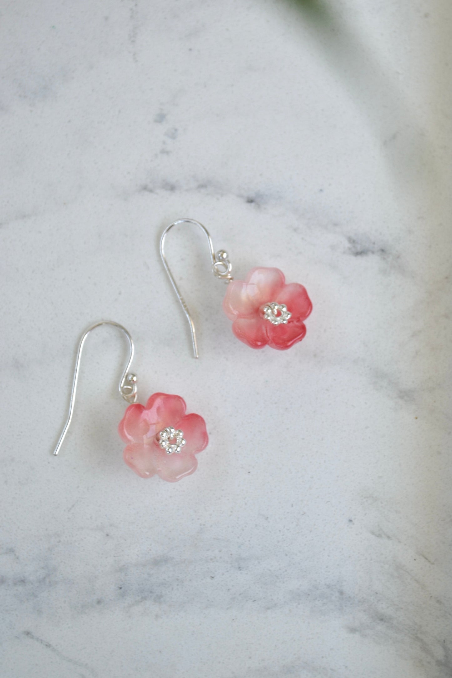 Red Gradient Flower Earrings
