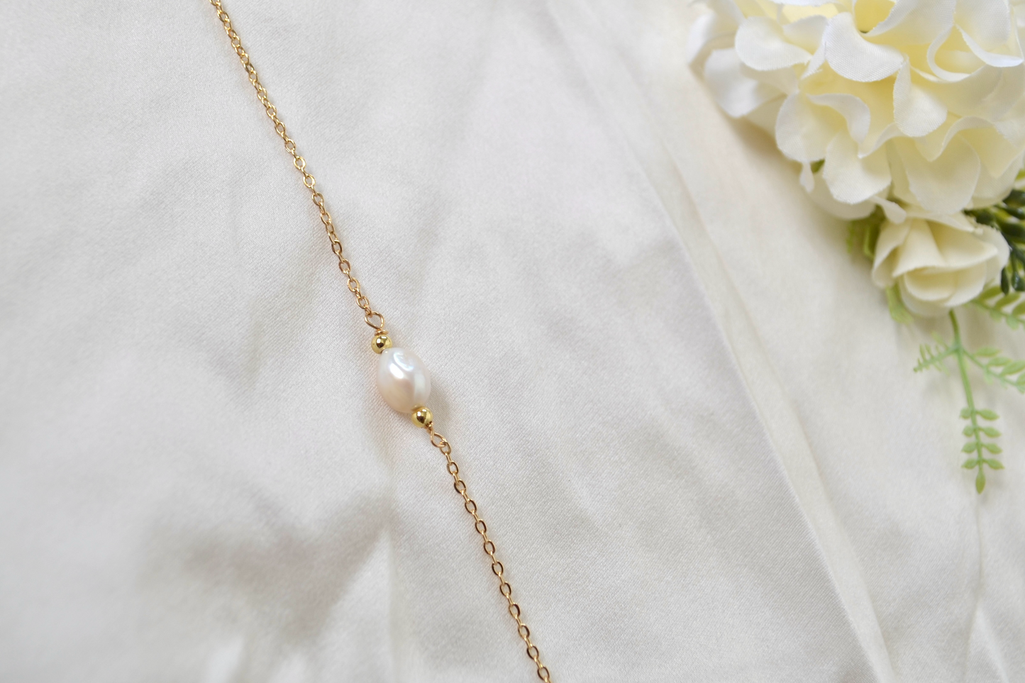 Delicate Pearl Bracelet