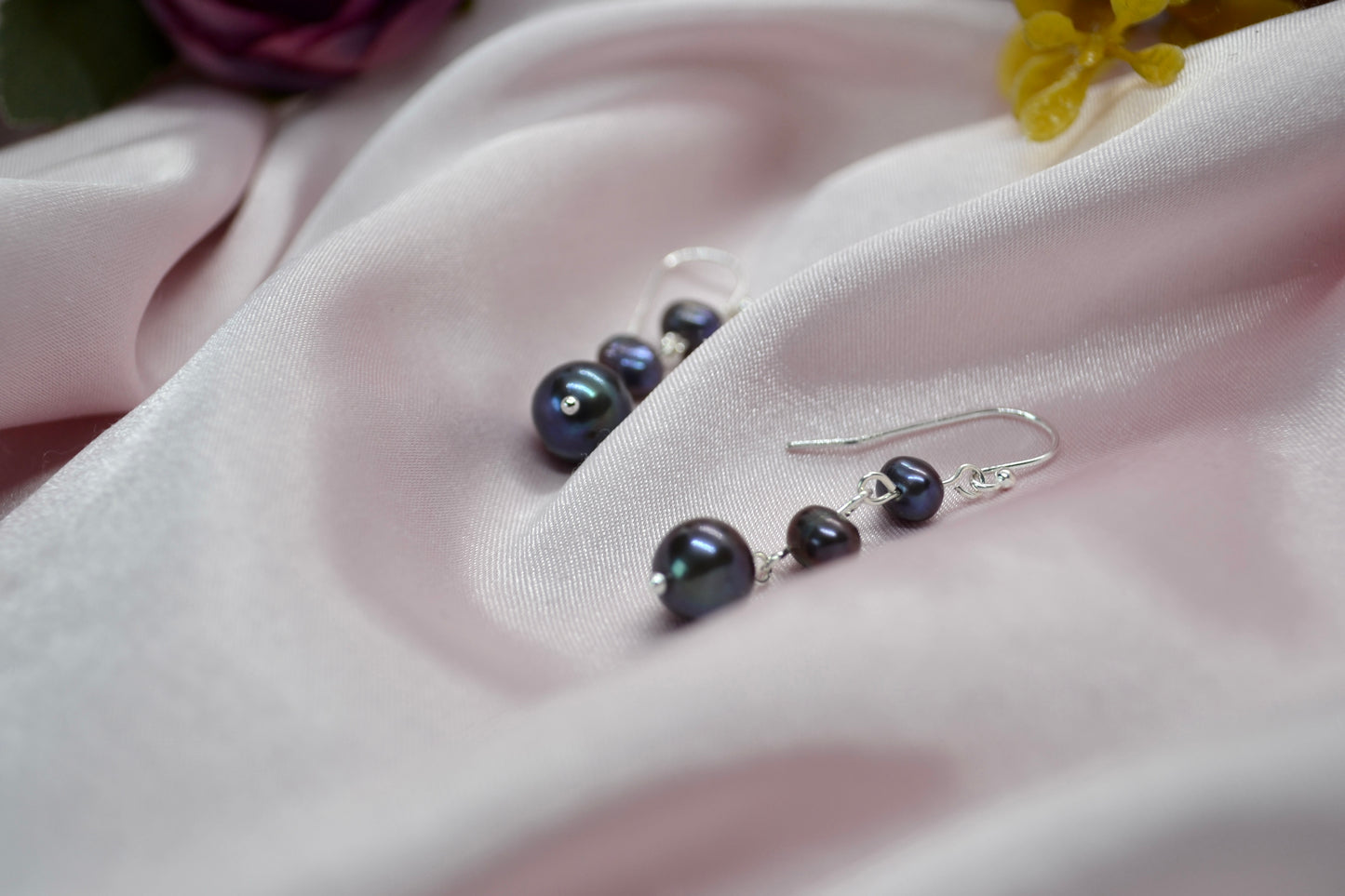 Black Pearl Earrings