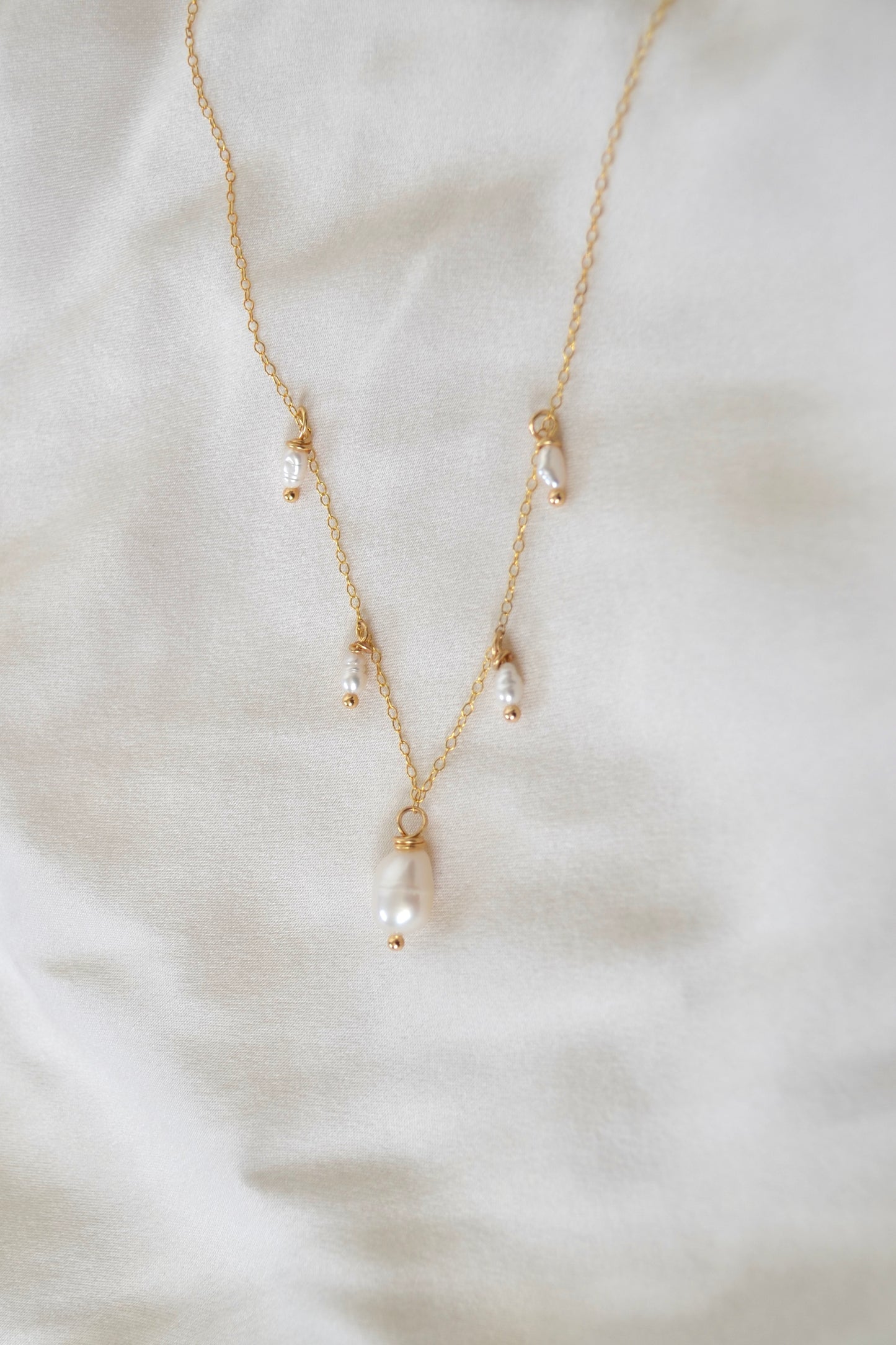 Pearl Droplets Necklace