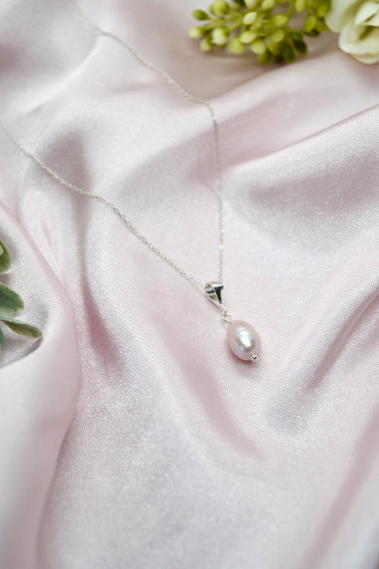 Pink Pearl Pendant Necklace