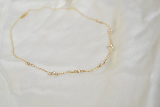 Delicate Pearl Choker Necklace