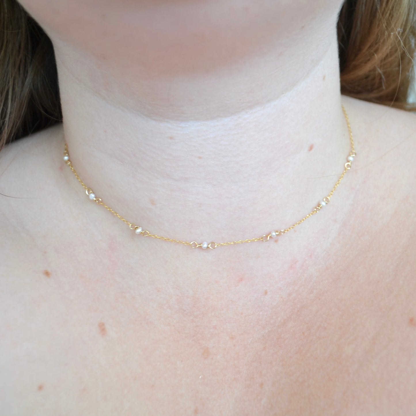 Delicate Pearl Choker Necklace