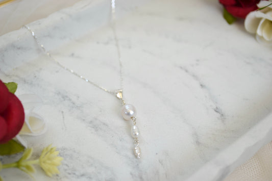 Gradient White Pearl Necklace
